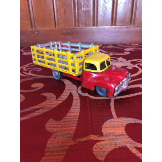 01_05_084_1082175600